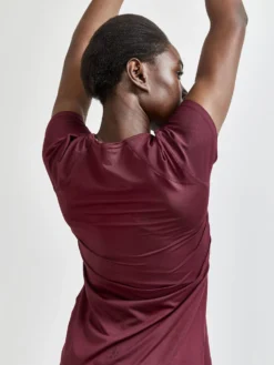 Sportshirt Craft Women ADV Essence SS Slim Tee W Rio -Outdoorsupply Winkel 4 1908767 497000 ADV20Essence20SS20Slim20Tee Closeup3