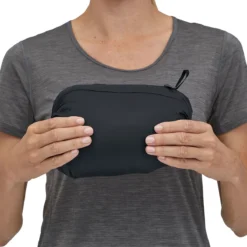 Jas Patagonia Women Down Sweater Hoody Sound Blue -Outdoorsupply Winkel 8 WBF22 84712 BLK MWSTUFF 3