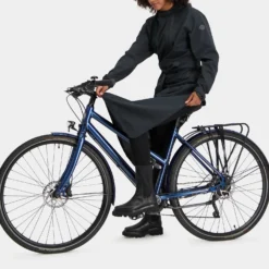 Anorak AGU Women Rain Dress Urban Outdoor Black -Outdoorsupply Winkel 9 43400100 000 prod 14